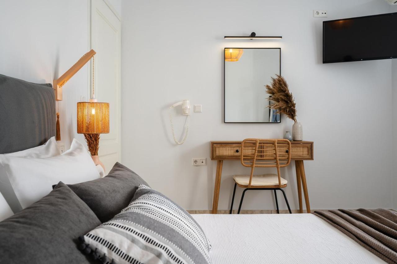 Erato Naxos Aparthotel