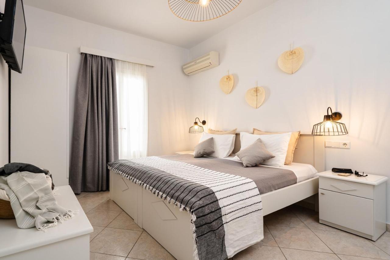 Erato Naxos Aparthotel 3*