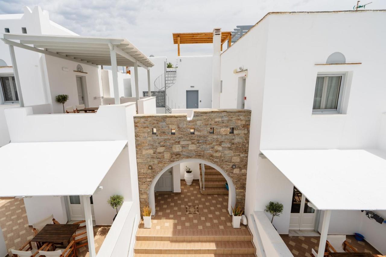 Aparthotel Erato Naxos 3*